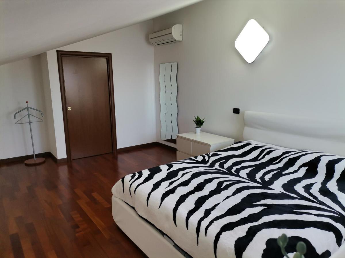 Casa Di Vika Apartment Volta Barozzo Luaran gambar