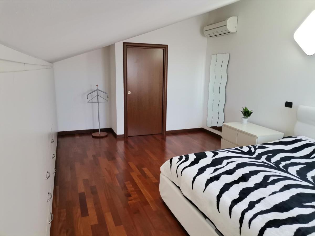 Casa Di Vika Apartment Volta Barozzo Luaran gambar