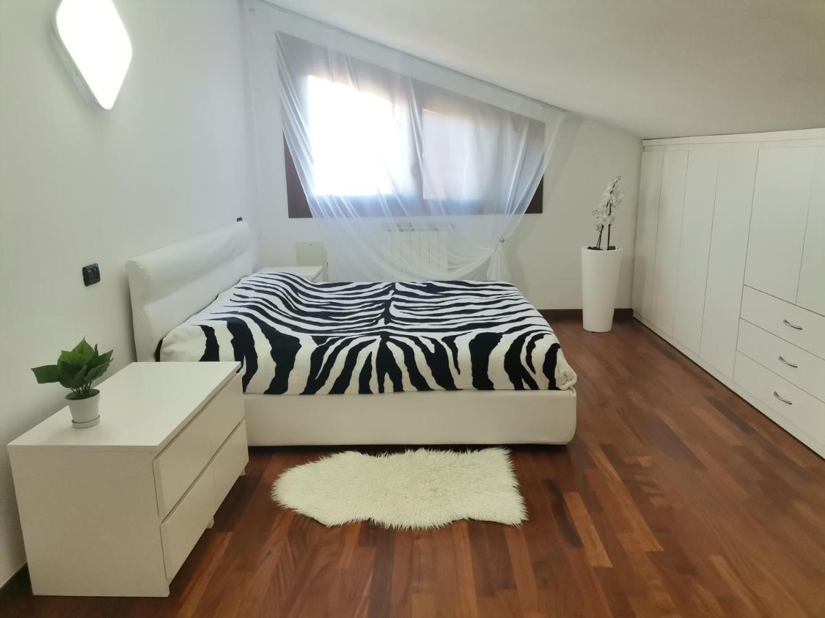 Casa Di Vika Apartment Volta Barozzo Luaran gambar