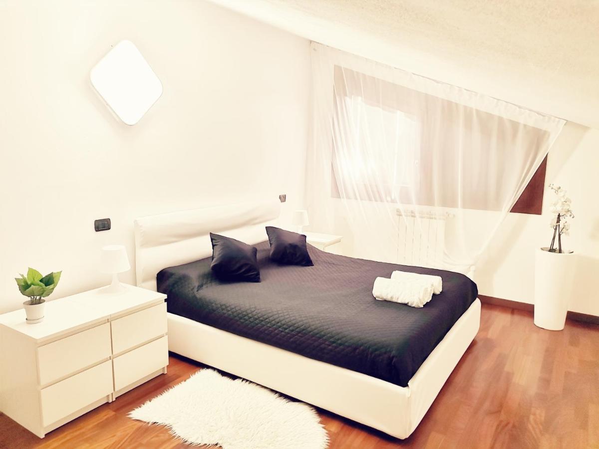 Casa Di Vika Apartment Volta Barozzo Luaran gambar
